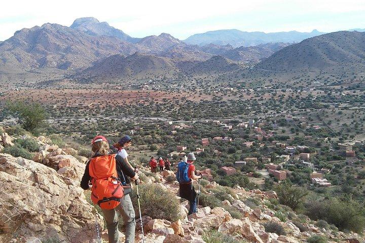 Trekking in Morocco 4 days trek descover Atlas Mountains peaks From Marrakech