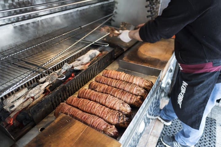 Istanbul Street Food Tour: Kadıköy & Asian Side Experience