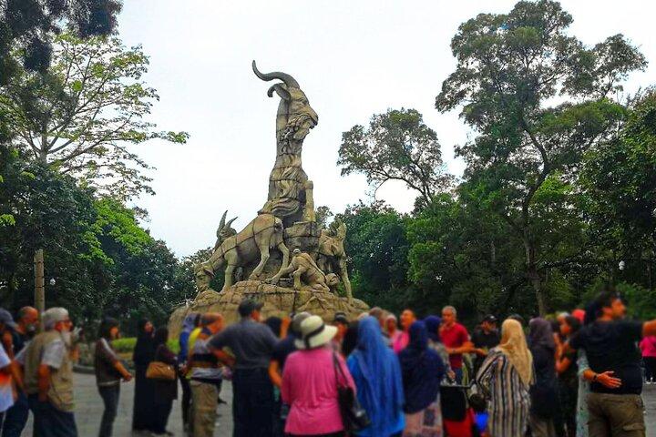 Höhepunkte der muslimischen Tagestour in Guangzhou: Guangta-Moschee, Grab des muslimischen Weisen und Stätten