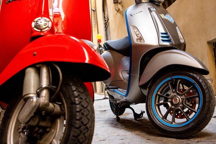 Electric Vespa 45 でフィレンツェを探索