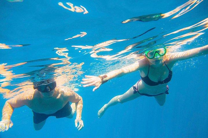 Caldera Private Cruise & Volcano Hike