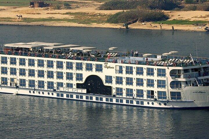 4-Day 3-Night - 5 Star Nile Cruise from Luxor to Aswan + Abu Simbel