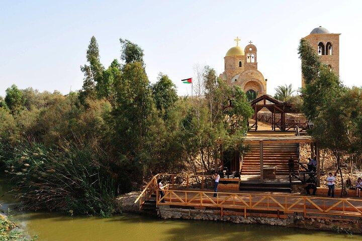 Dagstur til Bethany Baptism Jordanfloden, Madaba og Mount Nebo Besøg fra Amman