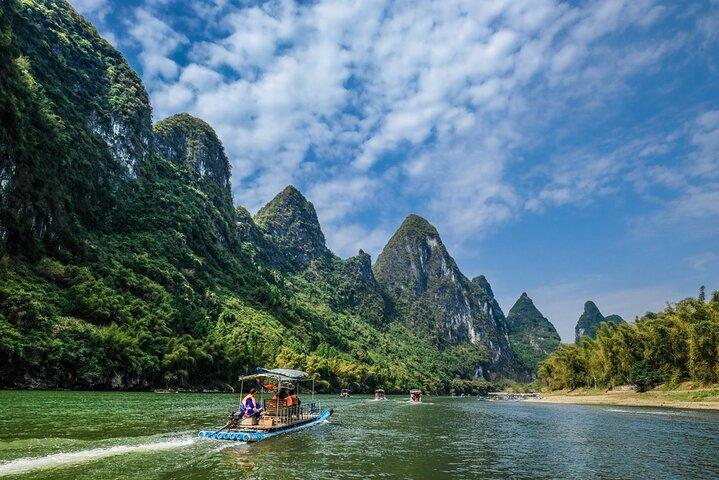 Excursión de un día a los musulmanes de Guilin: crucero por el río Li, Yangshuo West Street y Reed Flute Cave