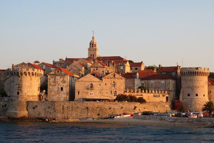 Dagstur på Korcula Island från Dubrovnik med vinprovning