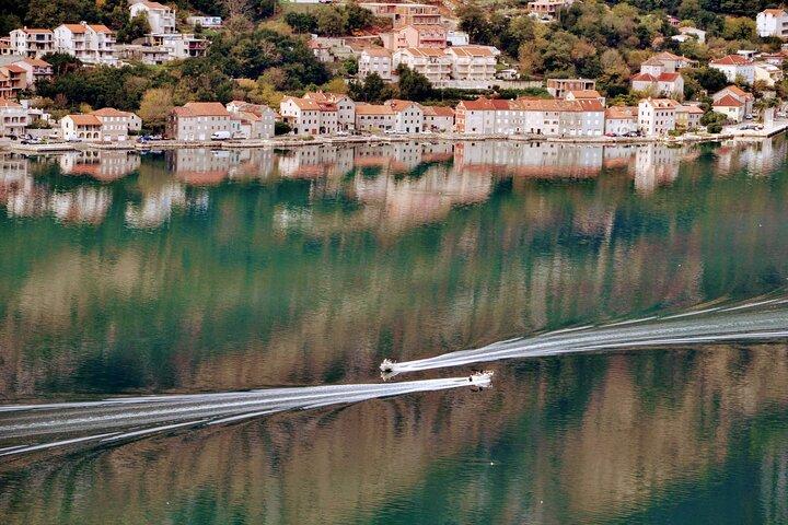 Tour privato di un'intera giornata nella costa del Montenegro