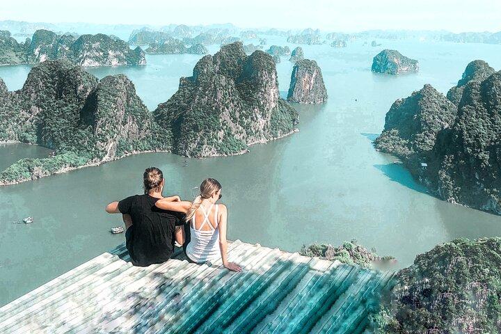 ️ Ha Long Bay Instagram Tour: los lugares más famosos (privado y todo incluido)