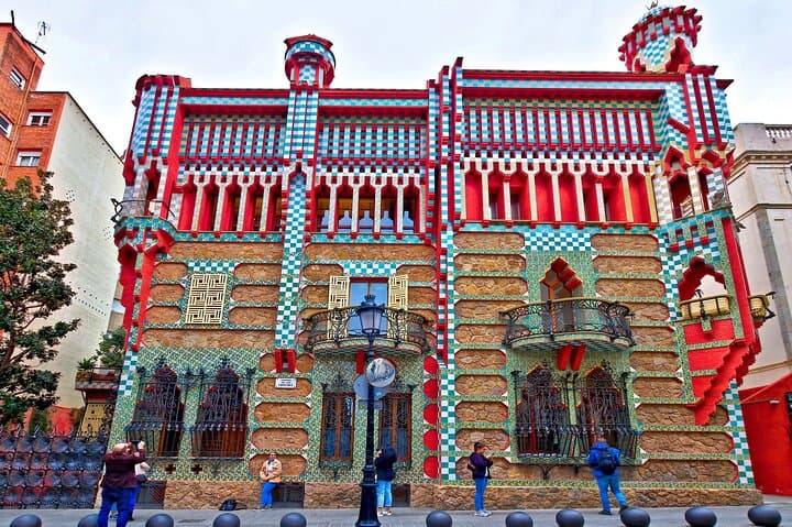 Gaudi Lesser-Known Art: Colonia Guell, Casa Vicens & Bellesguard