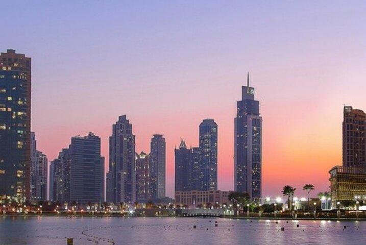 Genießen Sie Burj Khalifa mit Abendessen in einem der Tower-Restaurants