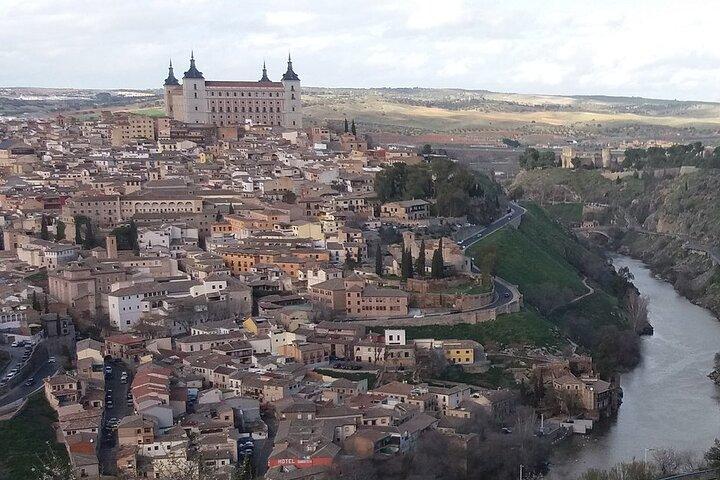 Tour privado de Toledo desde Madrid en coche privado