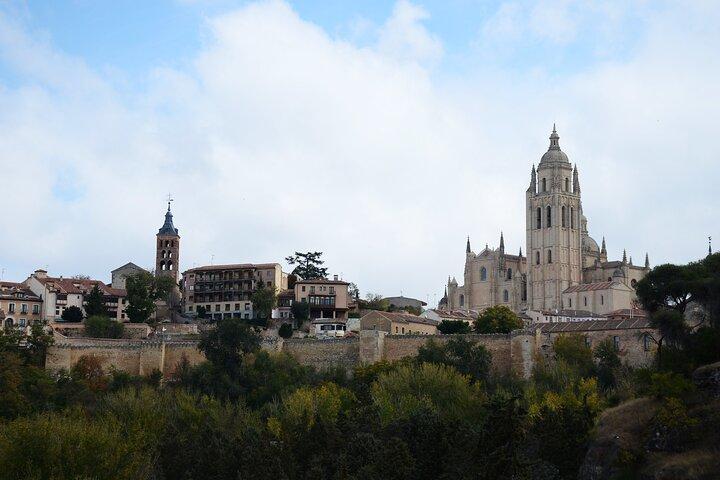 Tour privado de Segovia desde Madrid en coche privado