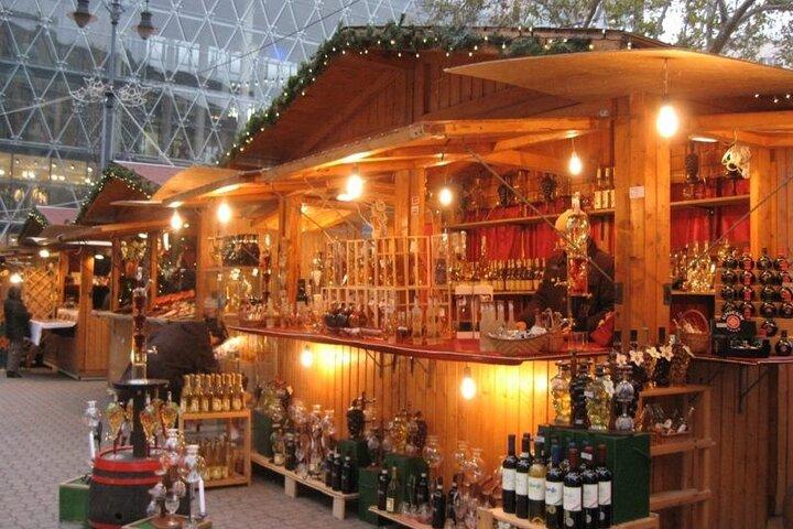 Budapest Julemarkeder Privat tur og Donau aften krydstogt