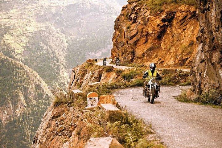 12 Tage einzigartige Reise, um Mountain Trail mit dem Motorrad in Nepal zu erkunden