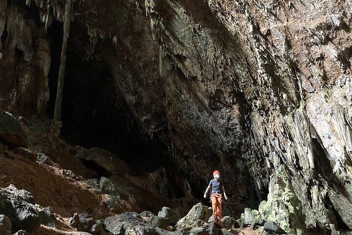 Besuchen Sie 100% primitive Höhle mit Transfer
