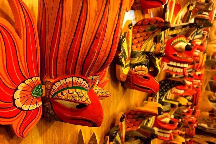 Mask Making Workshop fra Galle