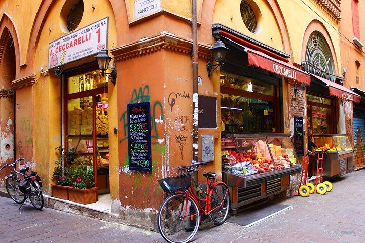 Bologna Food Walking tour di gruppo