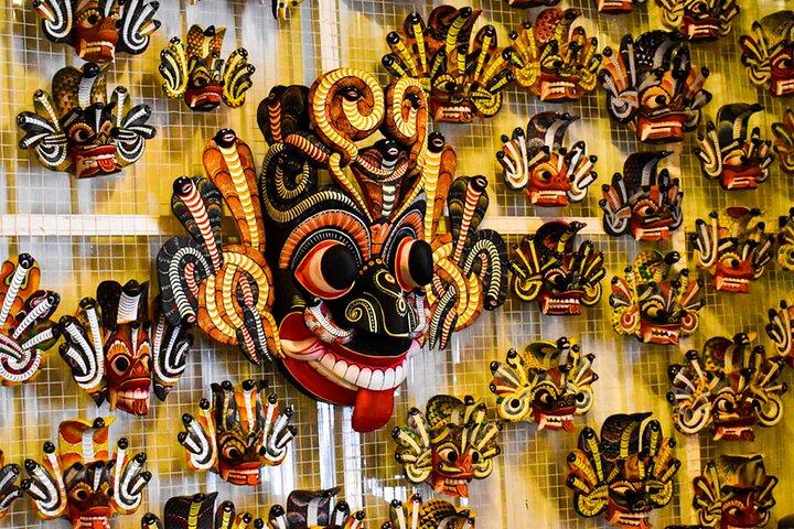 Tour di produzione di maschere da Ambalangoda