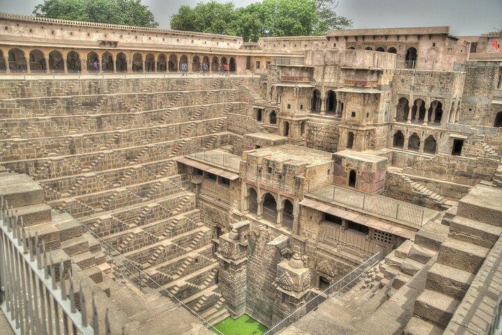 Transfer from Agra to Jaipur via Fatehpur Shikri and Abhaneri