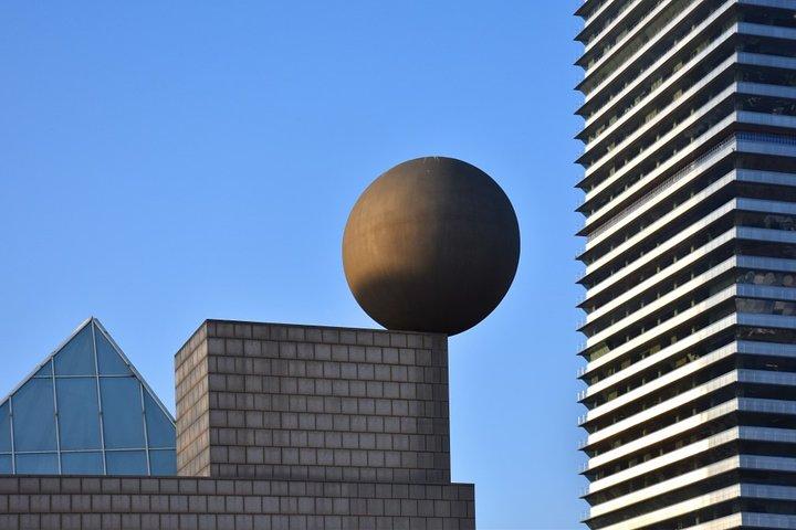 地元の人との風変わりなバルセロナのプライベートツアー