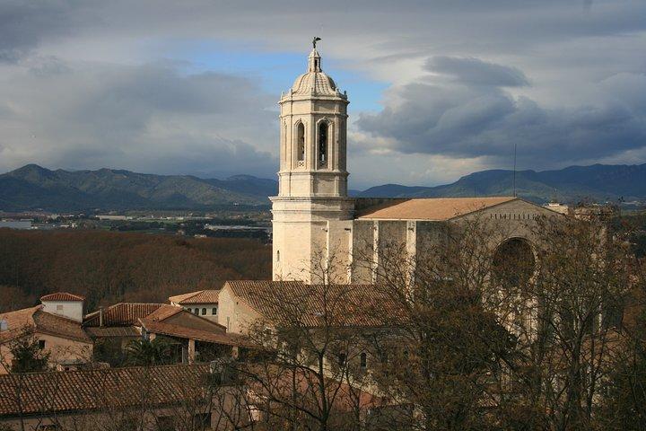 Viagem privada de um dia para Girona saindo de Barcelona com um morador