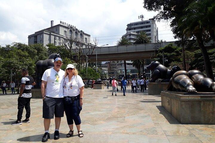 Medellín City Comuna 13 en Arvi Park privétour van een hele dag