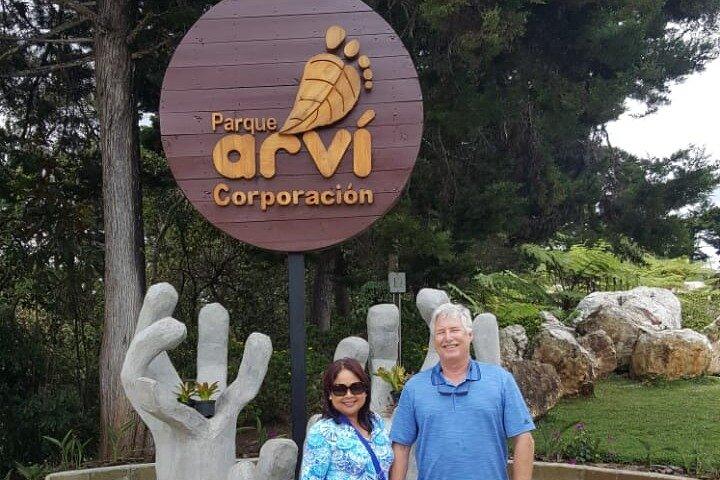 Medellín City Comuna 13 en Arvi Park privétour van een hele dag