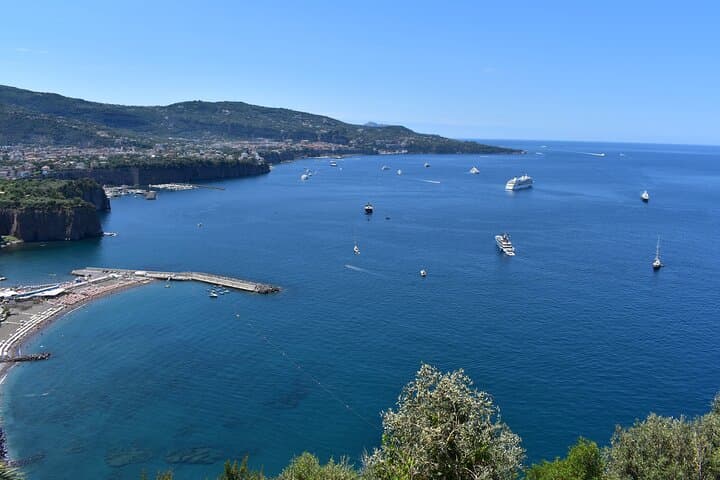 Pompeii & Amalfi Coast Tour from Naples or Sorrento