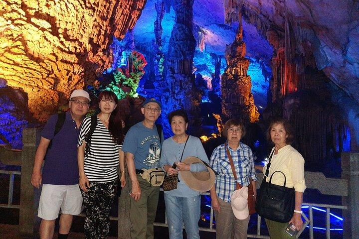 Crociera Li-River Guilin di un'intera giornata con barca a 4 stelle e tour della grotta di Reed Flute