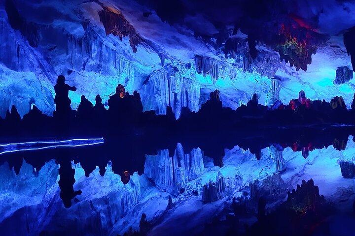 Heldags Guilin Li-River Cruise med 3-stjernet båd og Reed Flute Cave Tour
