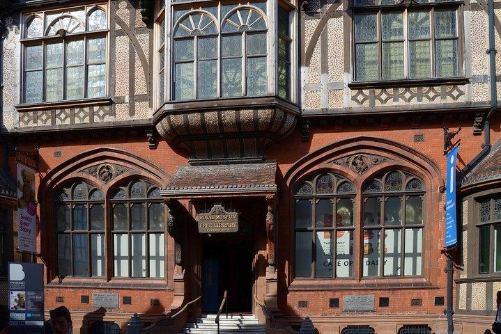 Excursão a pé privada em Canterbury com um guia profissional