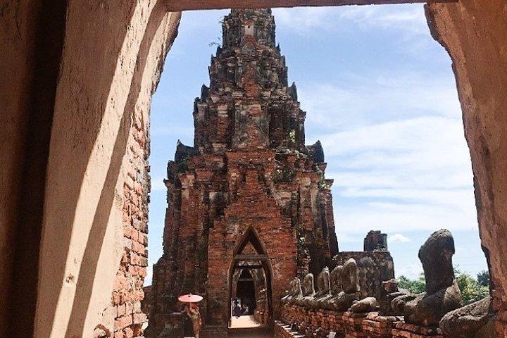 Servicio de automóvil privado del parque histórico de Ayutthaya (sin guía)