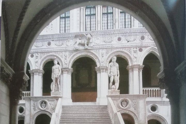 Markusdom und Dogenpalast Private Tour