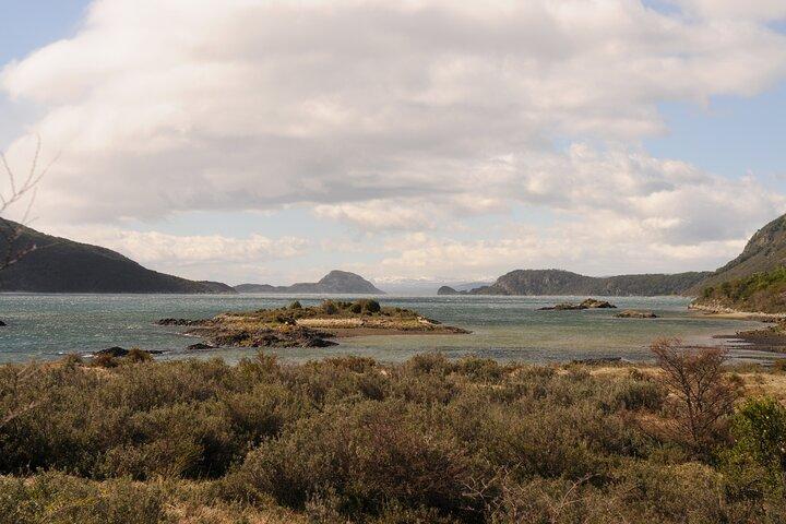 Pernottamento a Ushuaia - Trasferimenti aeroportuali, Parco nazionale e laghi della Terra del Fuoco!