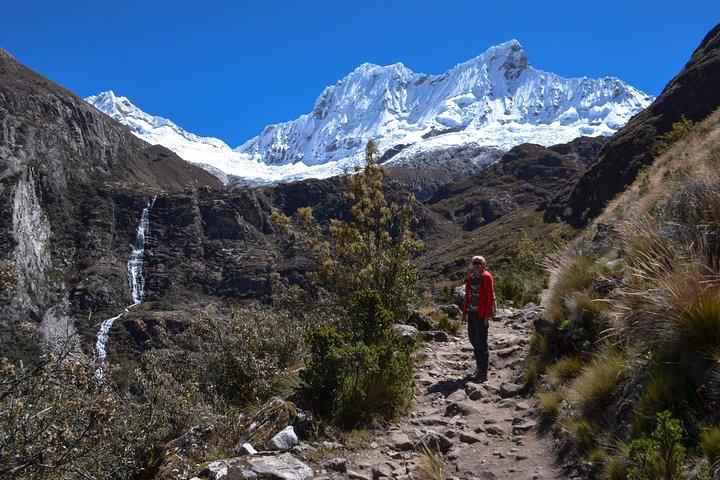 De Huaraz: Trek d'une journée à la Laguna 69