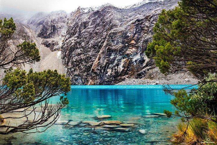 De Huaraz: Trek d'une journée à la Laguna 69