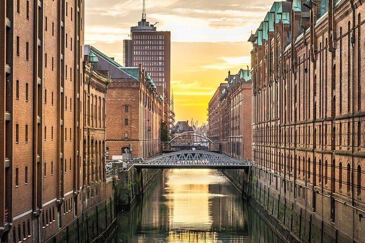 Privat rundtur i det bästa av Hamburg - Sightseeing, mat och kultur med en lokal