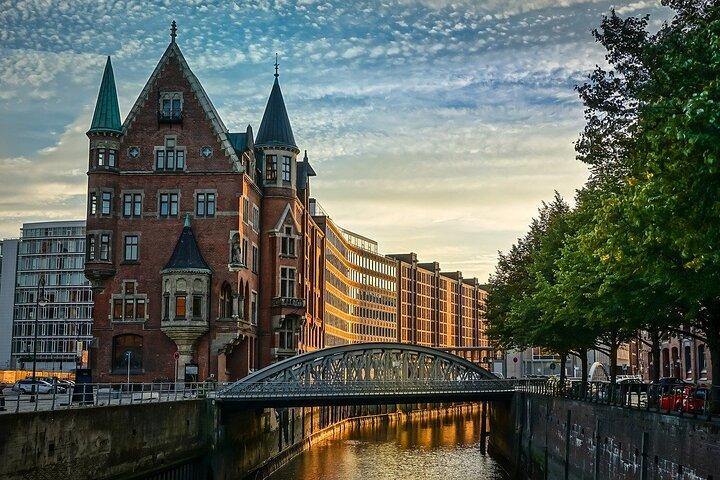 Privat rundtur i det bästa av Hamburg - Sightseeing, mat och kultur med en lokal