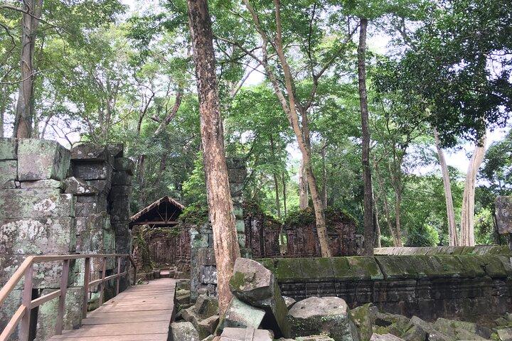 バンテアイ・チュマール寺院プライベートツアー - シェムリアップからの日帰り旅行