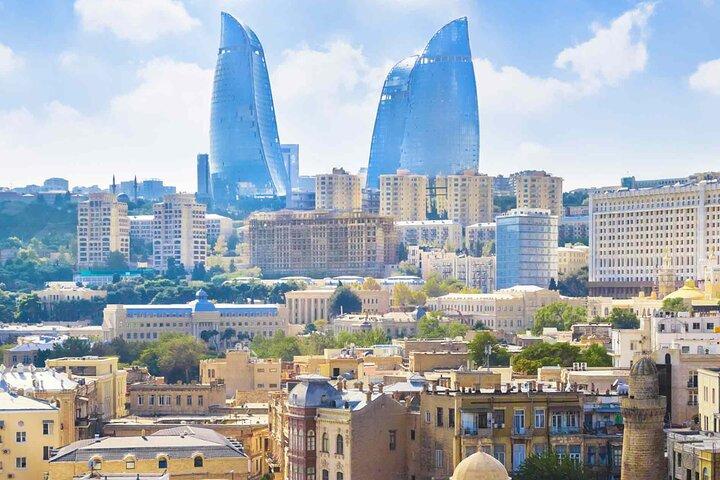 Baku Airport Transfers: Heydar Aliyev Airport GYD naar Baku City in Business Van