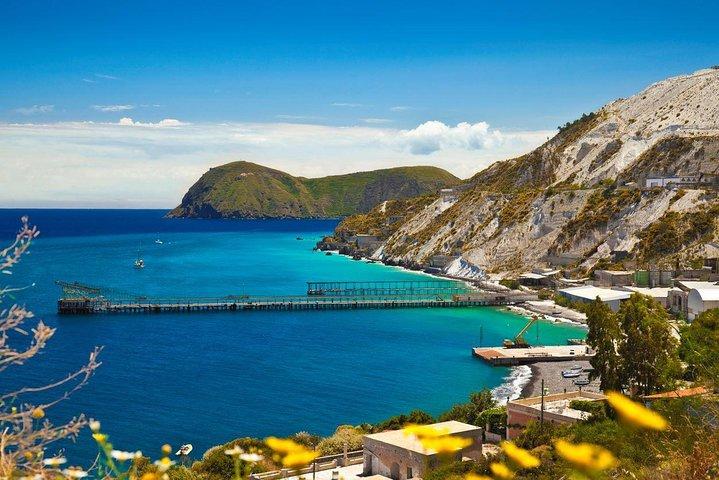 Excursión a VULCANO LIPARI SCIARA DEL FUOCO desde Tropea