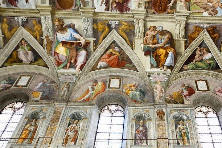 Rome Unveiled: Visita guiada aos Museus do Vaticano, Capela e Basílica