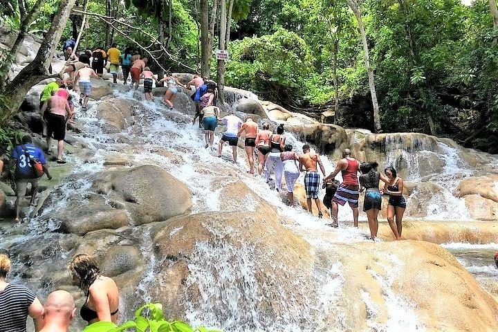 Combinatiedagtrip naar Blue Hole, Secret Falls en Dunn's River Falls