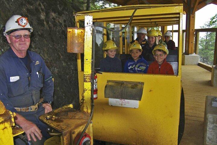 Excursão familiar em Vancouver Squamish com Porteau Cove e Britannia Mine Private
