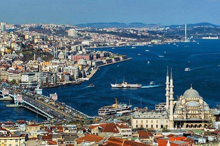 Istanbul Airport Transfer: Sabiha Airport SAW to Istanbul in Luxury Car