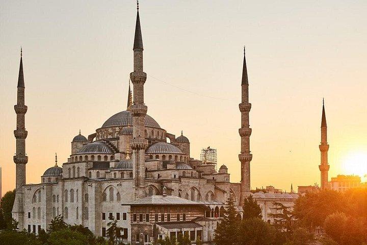 Istanbul Highlights Small-Group Walking Guided Tour