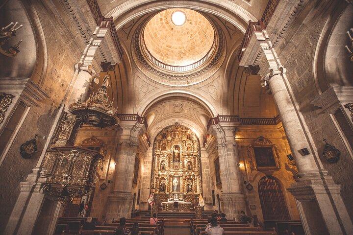 Arequipa Private City Tour and San Camilo Traditional Market