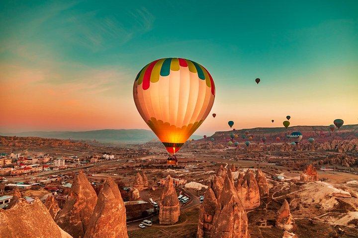 Small Group Cappadocia Tour from Istanbul by flight (Max 8pax)