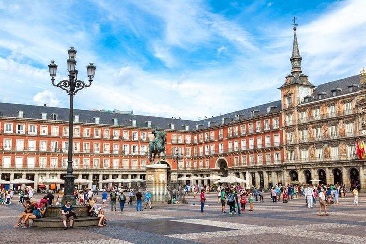 Traslado de llegada desde el aeropuerto de Madrid MAD a Madrid en coche privado