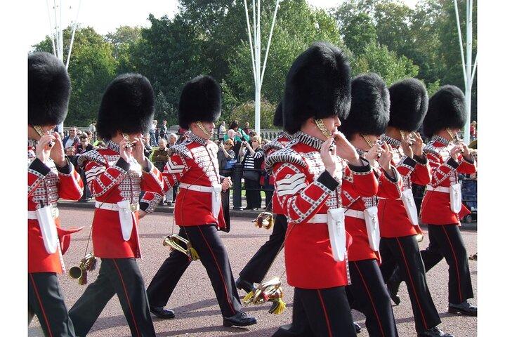 Royal London com a mudança da guarda do carro particular