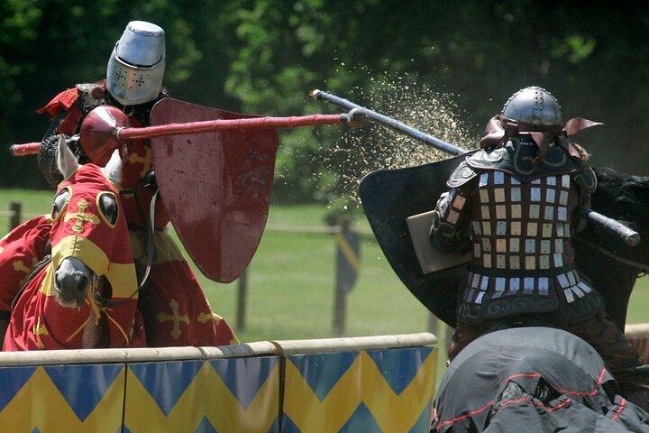 ウォリック城、オックスフォード、ストラトフォード・アポン・エイボン＆コッツウォルズ日帰り旅行